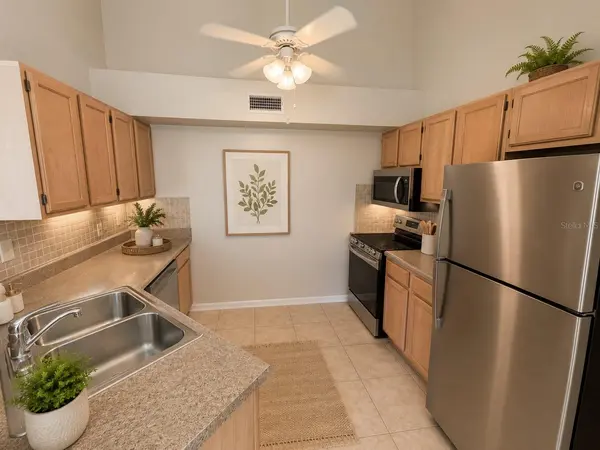 4807 NORMANDY PLACE #202, Orlando, FL 32811
