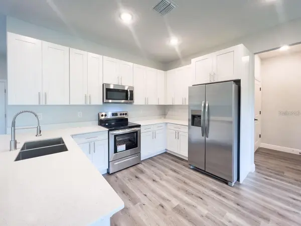 1580 EAST Pkwy, Deland, FL 32724