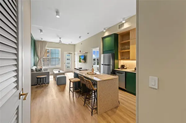 3151 SUNSET WALK DR #1316 and 1318, Kissimmee, FL 34747