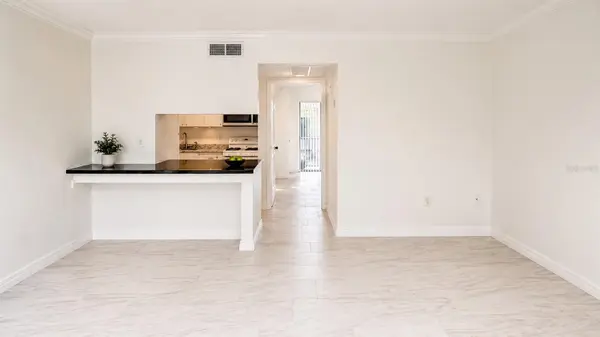 120 BLUE POINT WAY #170, Altamonte Springs, FL 32701