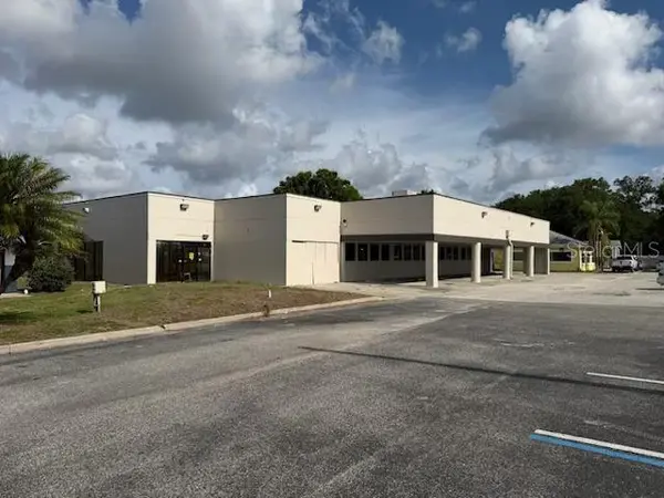 576 N SEMORAN BLVD, Orlando, FL 32807