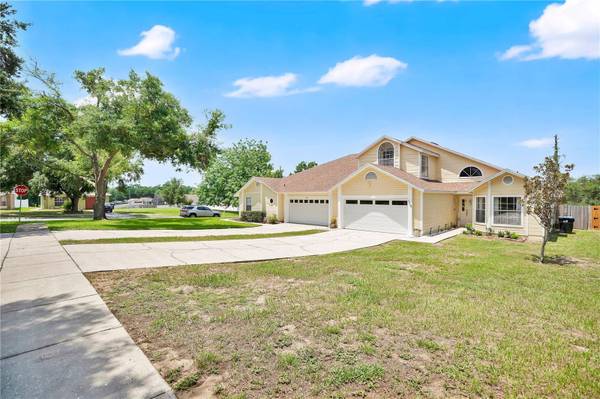 7408 LITTLE POND CT, Orlando, FL 32810