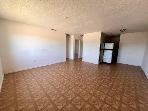 3847 JANEEN CIR, Mulberry, FL 33860
