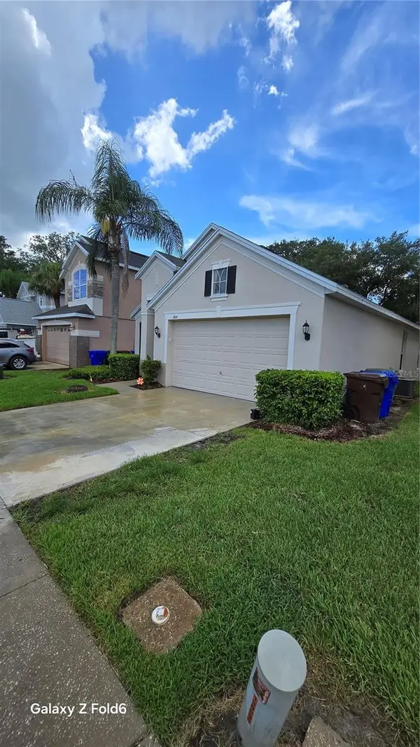 1604 EAGLE FEATHER DR, Kissimmee, FL 34746