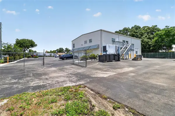 513 ARIANA AVE, Auburndale, FL 33823