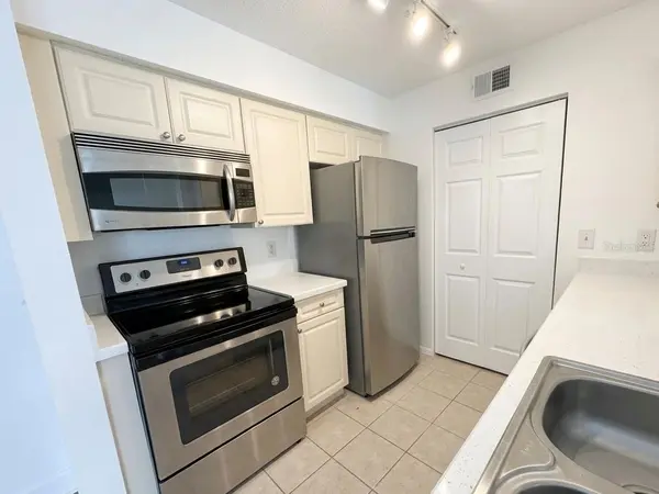 1218 BERMUDA LAKES LN #203, Kissimmee, FL 34741