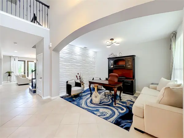 8316 LOOKOUT POINTE DR, Windermere, FL 34786