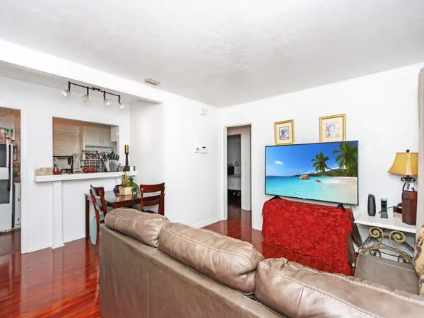 2541 S PALMETTO AVE, Sanford, FL 32773