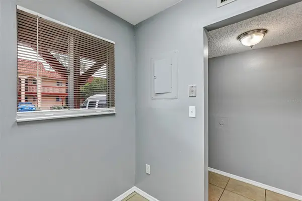 2864 N POWERS DR #150, Orlando, FL 32818
