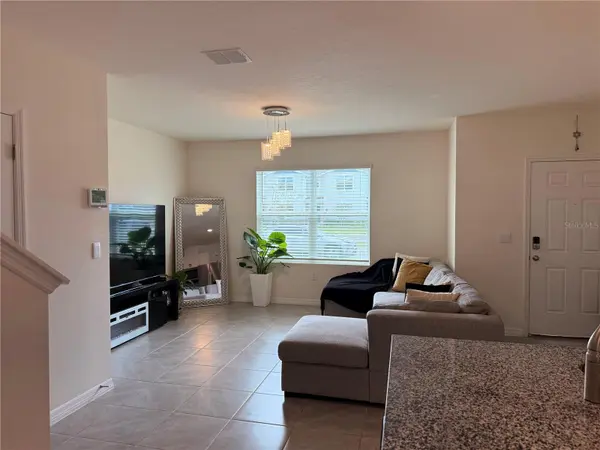 323 PRESTON COVE DR, St Cloud, FL 34771