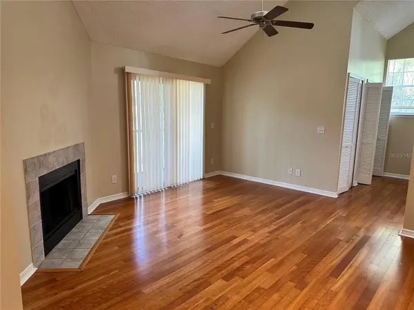 6052 WESTGATE DR #203, Orlando, FL 32835