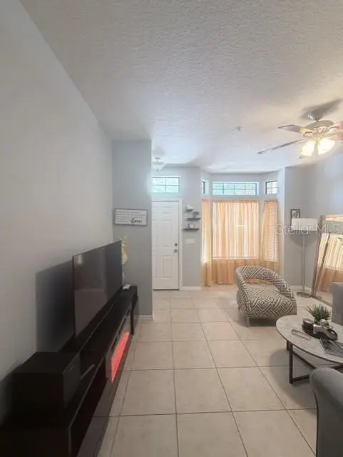 6013 SCOTCHWOOD GLN #17, Orlando, FL 32822