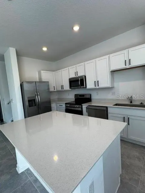 2500 SKYLINE LOOP, Kissimmee, FL 34758