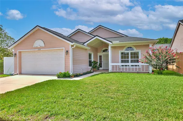 1554 MARGARETE CRESCENT DR, Apopka, FL 32703