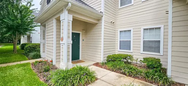 200 SOUTHERN PECAN CIR #203, Winter Garden, FL 34787