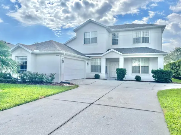 2370 HINSDALE DR, Kissimmee, FL 34741