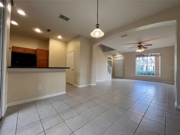 2074 ISLAND WALK DR, Orlando, FL 32824