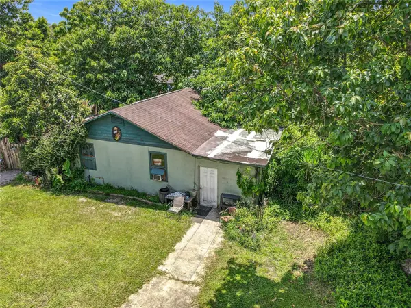 1906 VINE ST, Orlando, FL 32806