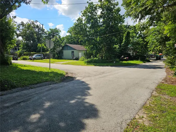 1906 VINE ST, Orlando, FL 32806