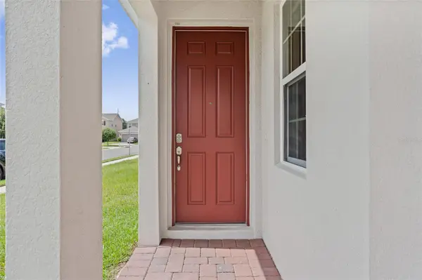 1678 SWAN SWIM DR, Davenport, FL 33837