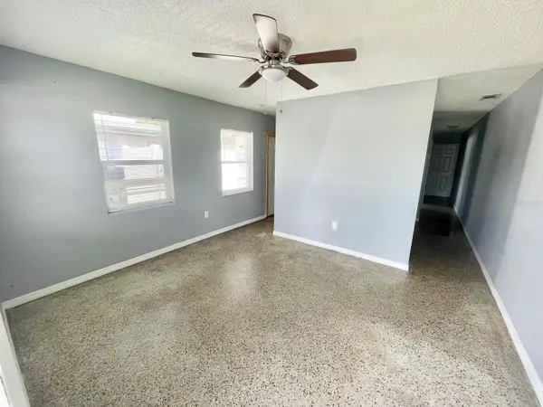 4615 EDGEWATER DR, Orlando, FL 32804