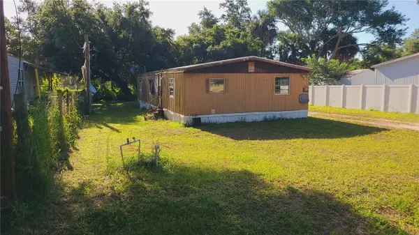 1683 MAGNOLIA LN, Kissimmee, FL 34746