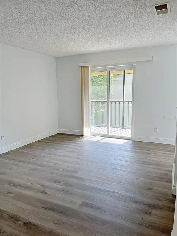 2425 BARLEY CLUB DR #8, Orlando, FL 32837