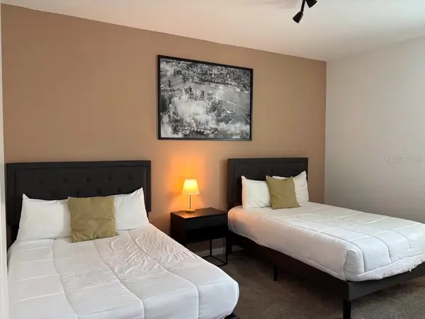 993 SPLASH SHOT PL, Davenport, FL 33896