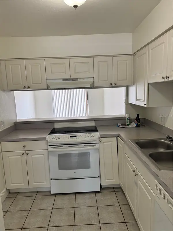 2219 CARIBBEAN DR S #27, Kissimmee, FL 34741