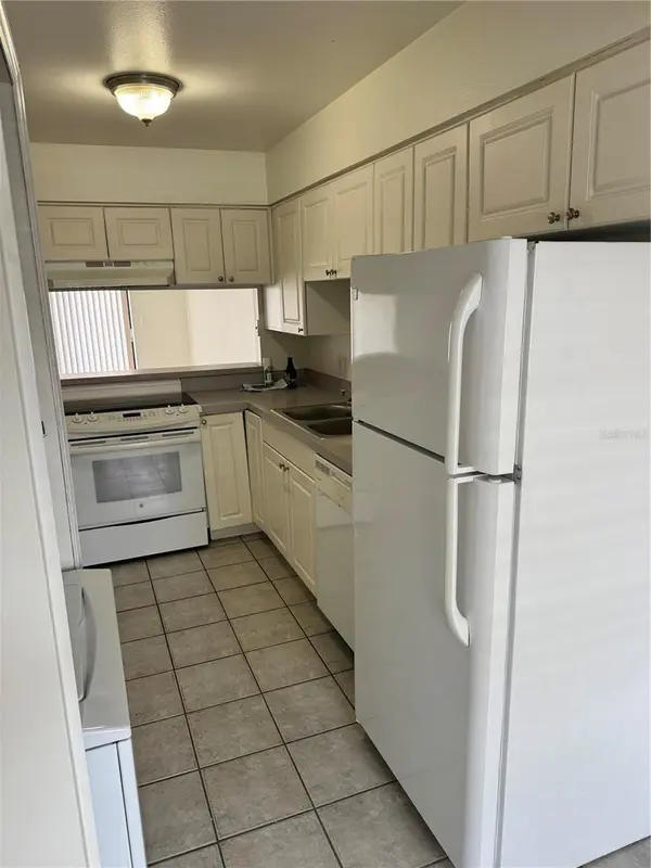 2219 CARIBBEAN DR S #27, Kissimmee, FL 34741