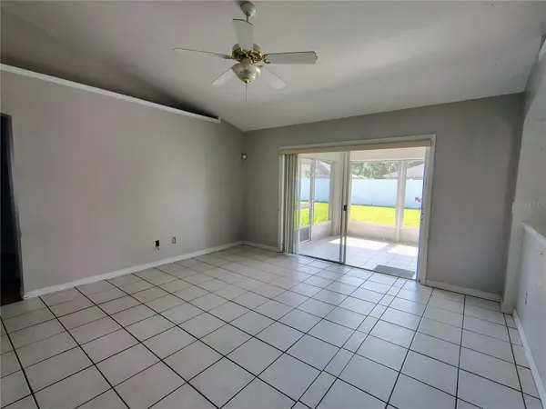 3248 SAWGRASS CREEK CIR, St Cloud, FL 34772