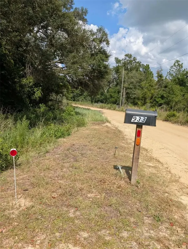933 NE FIR ST, Pinetta, FL 32350