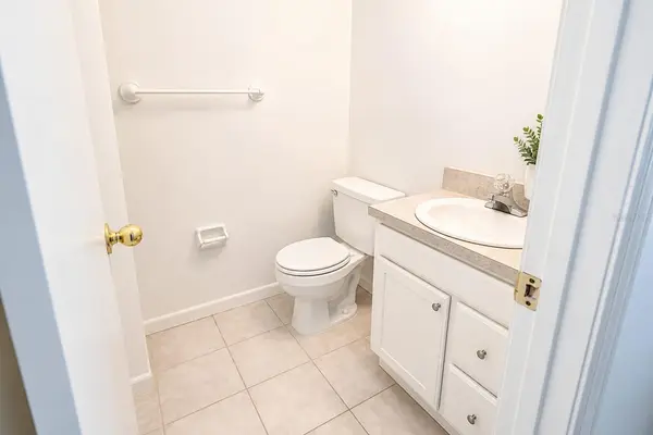 5850 CYPRESS GARDENS BLVD #608, Winter Haven, FL 33884