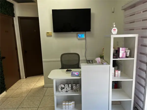 318 N JOHN YOUNG Pkwy #103, Kissimmee, FL 34741
