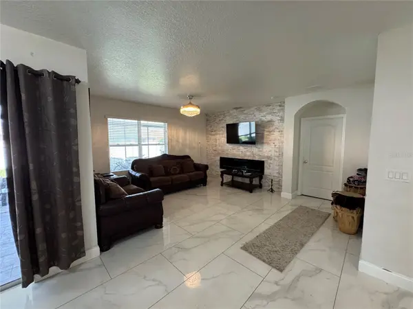 5746 MARSH LANDING DR, Winter Haven, FL 33881