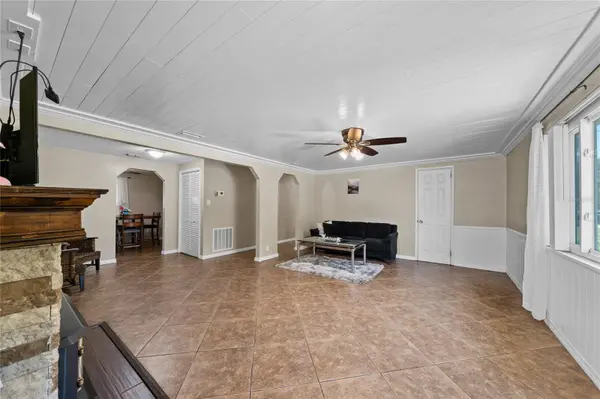 518 TOHOPEKALIGA AVE, Kissimmee, FL 34744