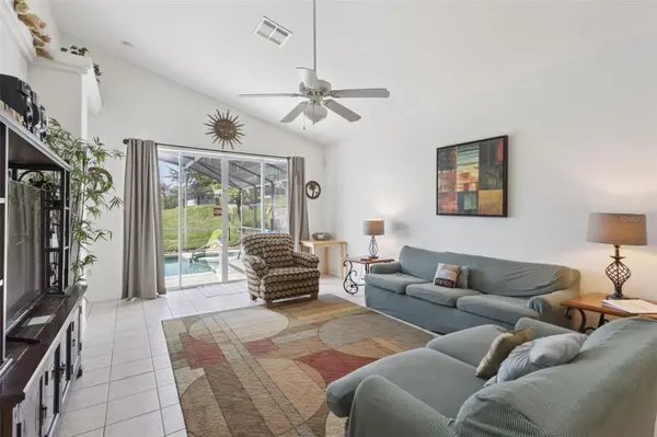 121 VINE DR, Davenport, FL 33837