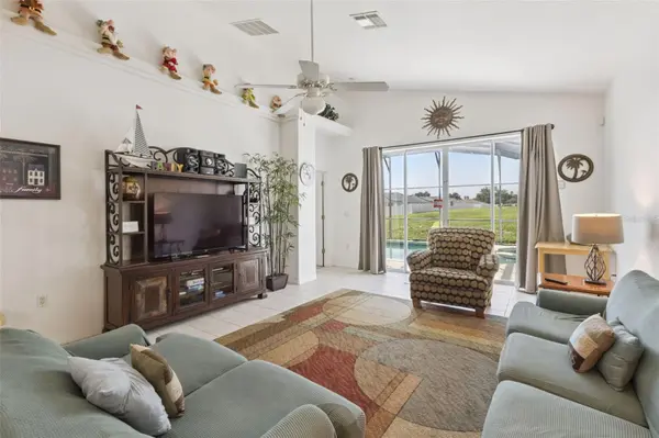 121 VINE DR, Davenport, FL 33837