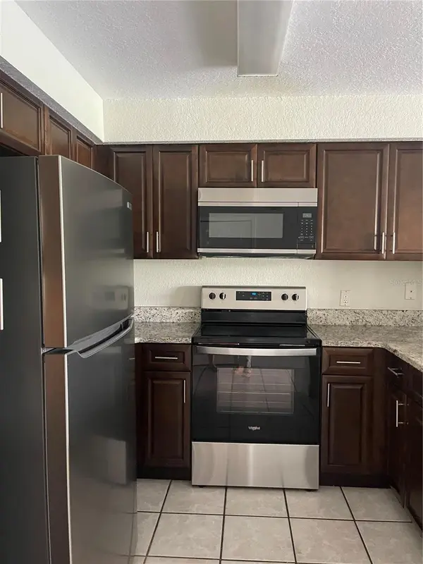 13815 FAIRWAY ISLAND DR #1323, Orlando, FL 32837