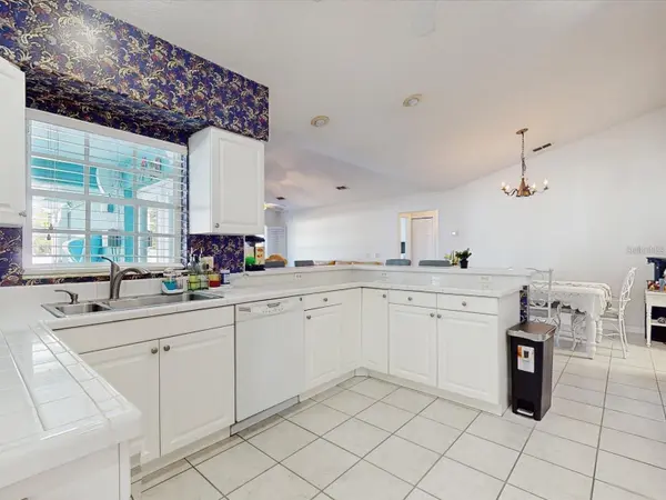 2211 JESSICA LN, Kissimmee, FL 34744