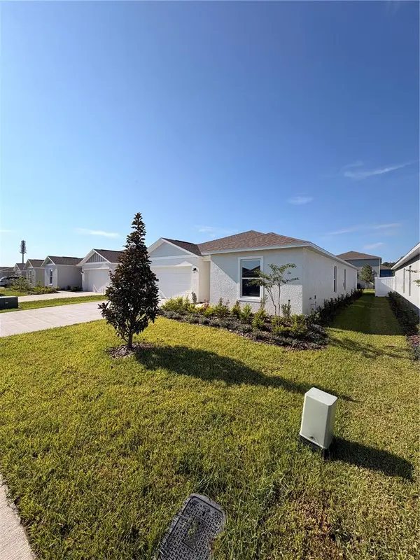 1912 PINE MEADOWS GOLFCOURSE RD, Eustis, FL 32726