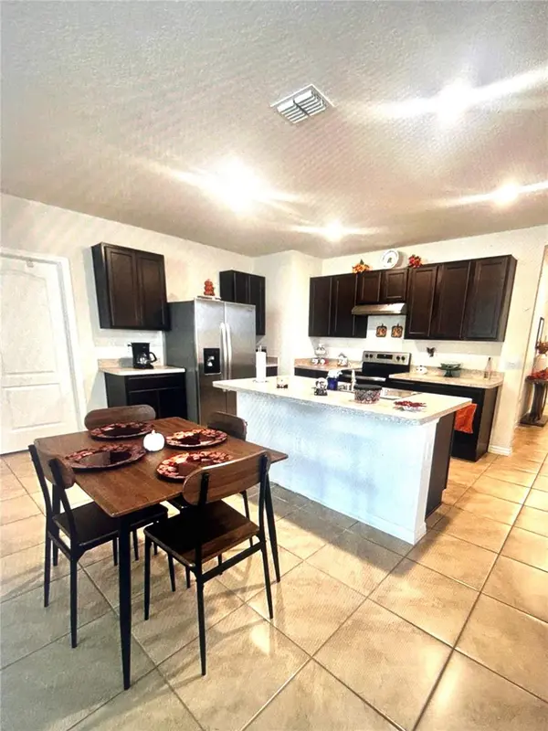 1396 BERRY LN, Davenport, FL 33837