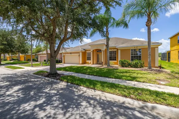 349 YELLOW SNAPDRAGON DR, Davenport, FL 33837