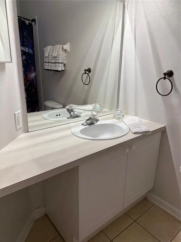 8105 SUN PALM DR, Kissimmee, FL 34747