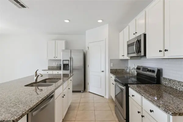 2487 WHITE LILLY DR, Kissimmee, FL 34747
