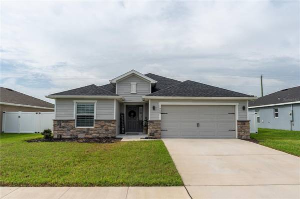 909 MONTGOMERY LN, Polk City, FL 33868
