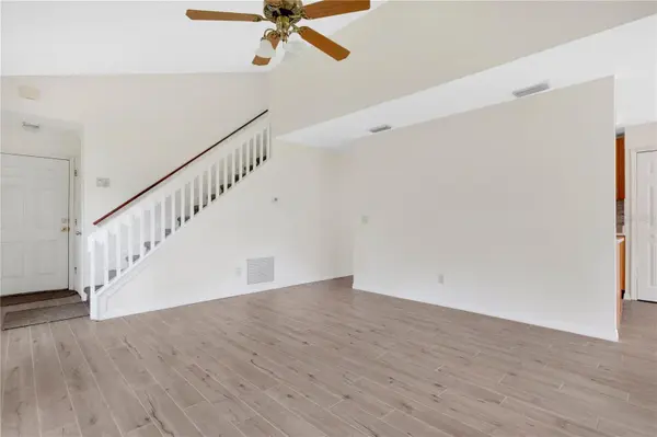 11842 ATLIN DR, Orlando, FL 32837