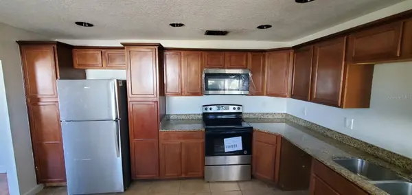 500 MASSACHUSETTS AVE, St Cloud, FL 34769
