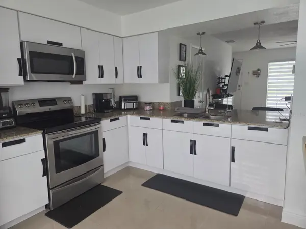 1811 BENTLEY BLVD, Kissimmee, FL 34741