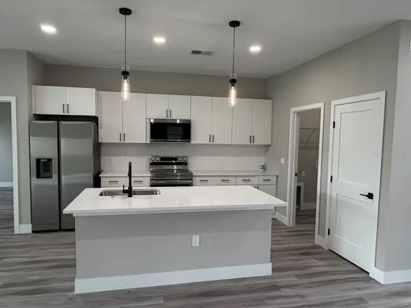 8089 N MALTESE DR, Dunnellon, FL 34433